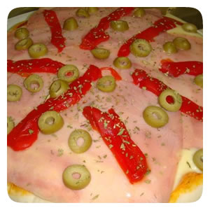 Pizza Jamon y Morrones